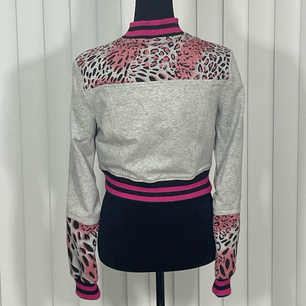 Criminal Damage Sample Leopard Print Cropped Vars… - image 5